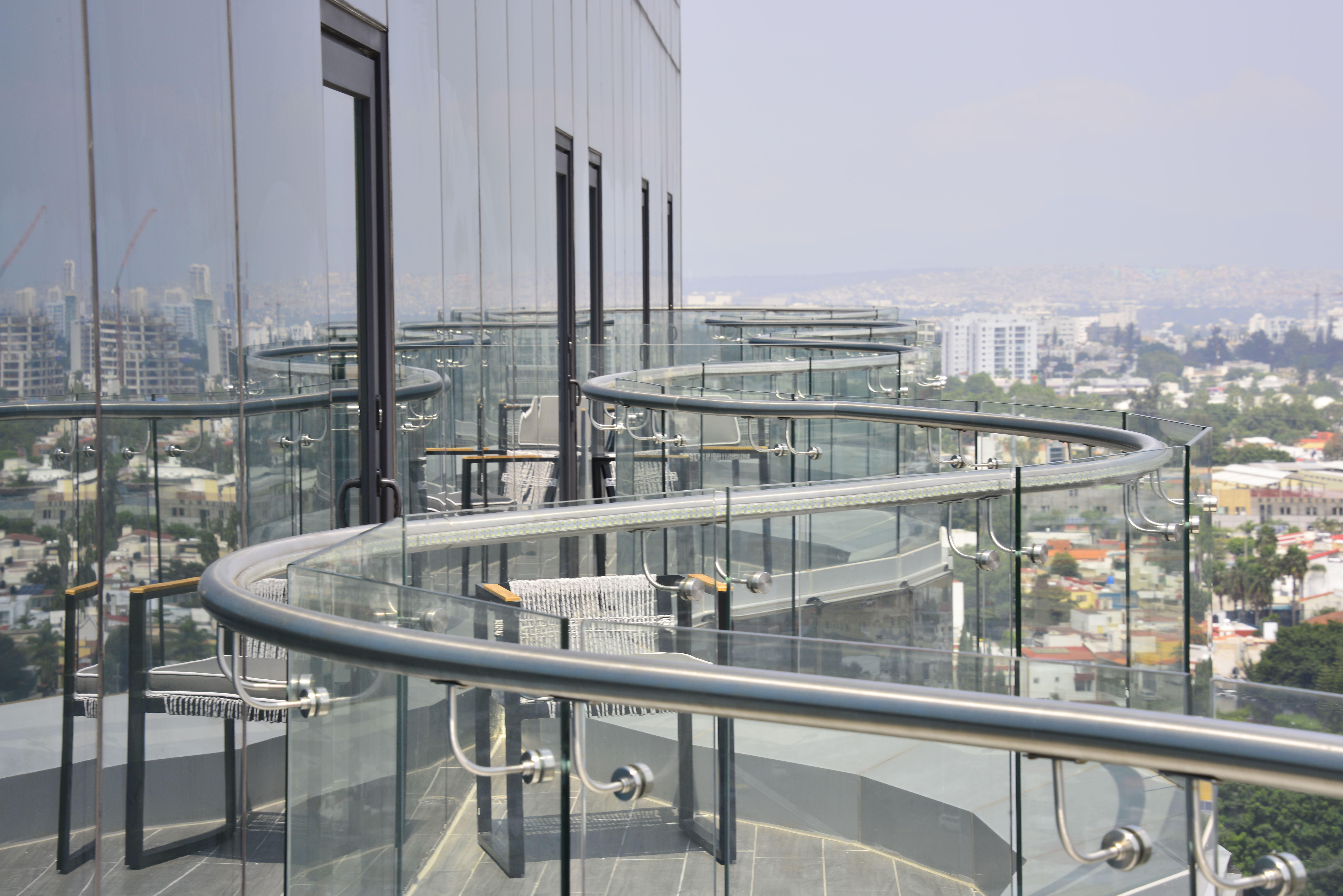Baruk Guadalajara Hotel De Autor Exteriör bild A glass balustrade