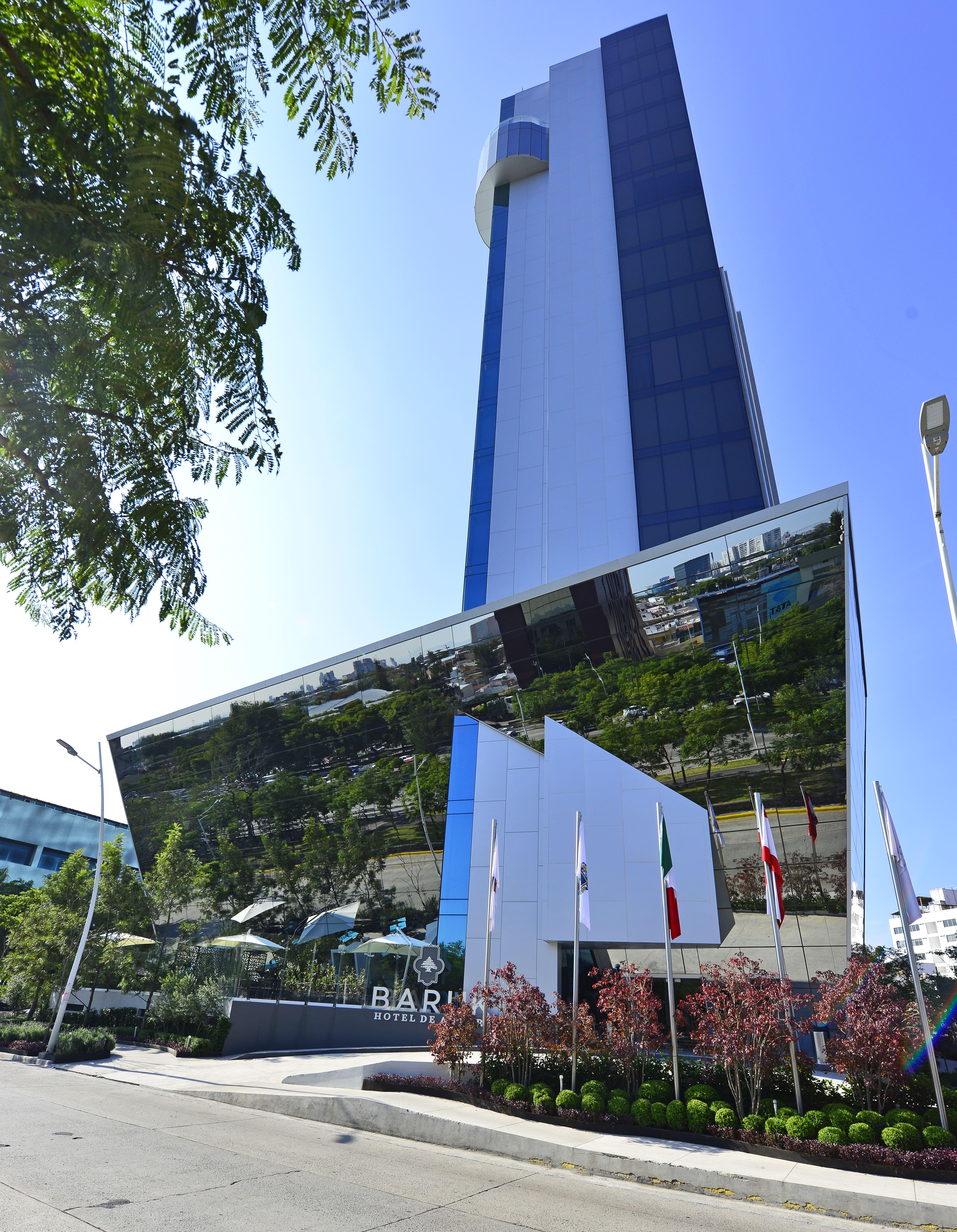 Baruk Guadalajara Hotel De Autor Exteriör bild The building of the Embassy of South Korea in Lima, Peru.